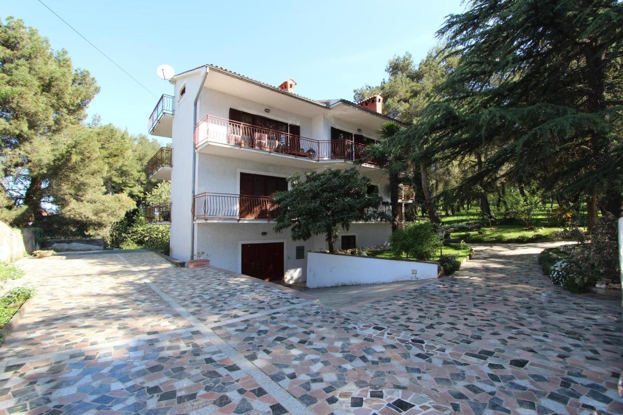 Apartment Clementina Višnjan Exterior foto
